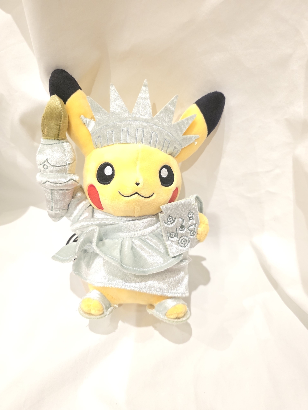 Pokémon Center Liberty Pikachu Plush Statue of Liberty New York Exclusive NYC NY